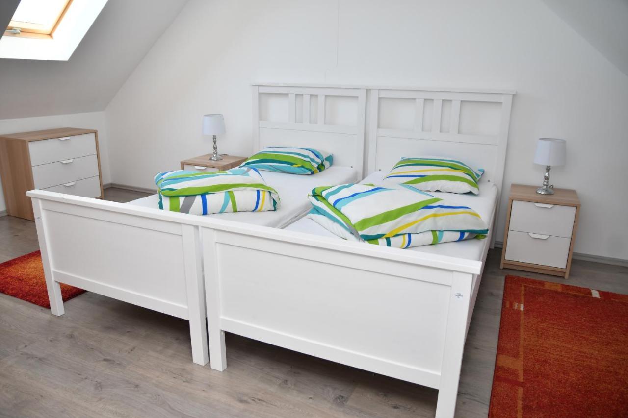 Foeveny Apartmanok Balatonfůzfő 外观 照片