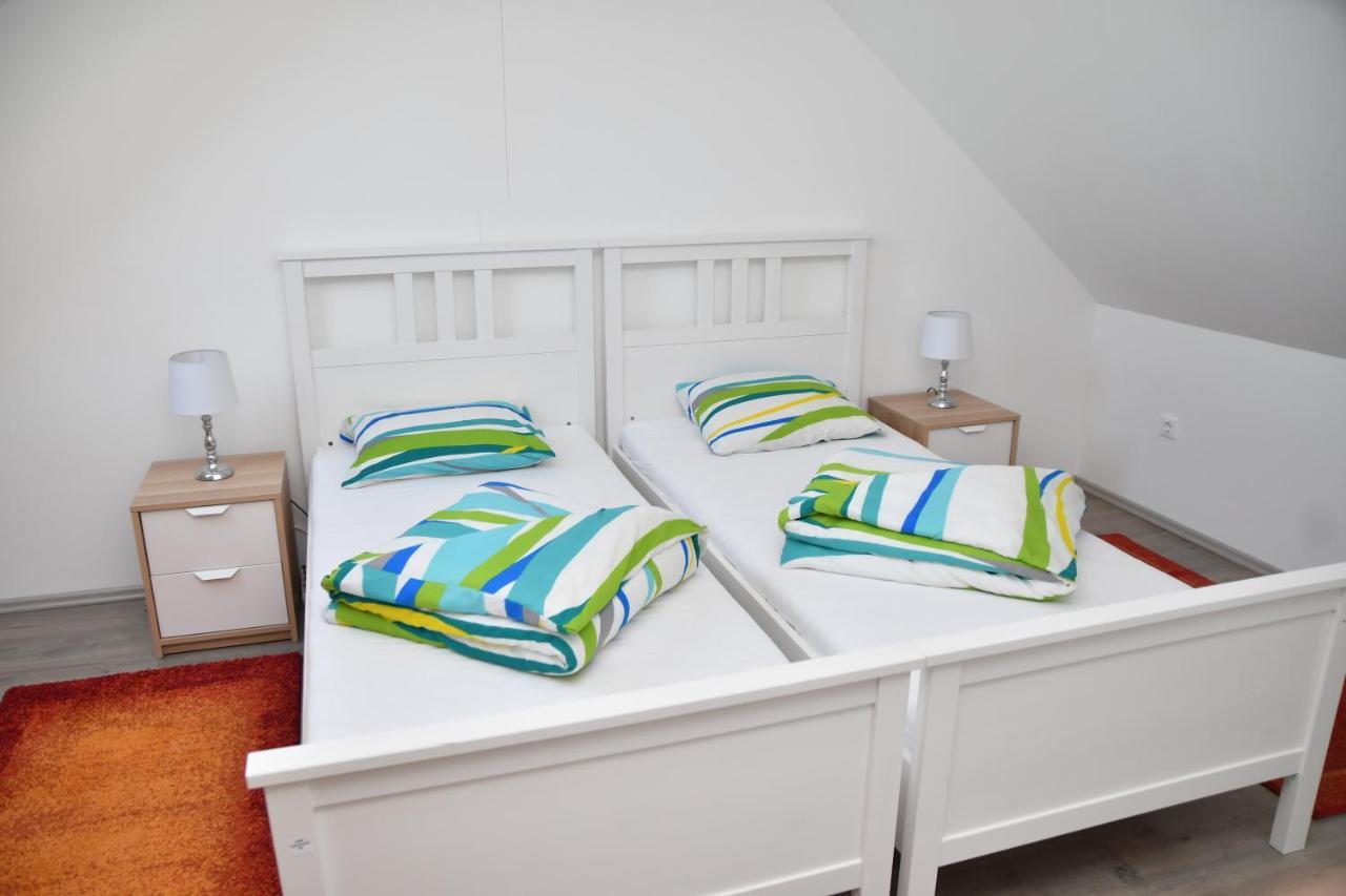 Foeveny Apartmanok Balatonfůzfő 外观 照片